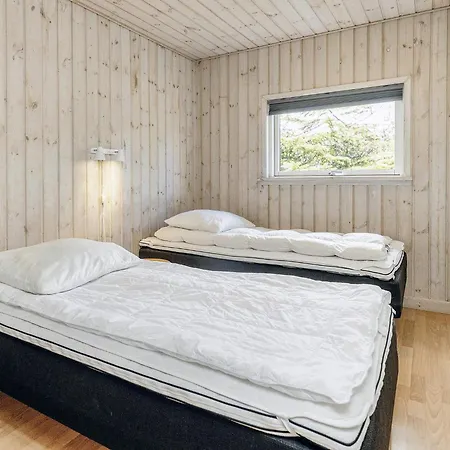 Feriehus Holiday Vaeggerlose Lxxxix Bøtø By